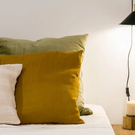 Jp39 - Baixa 18th Century Tiles With 2 Bdr! * Lissabon