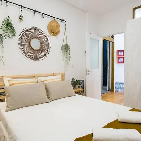 Jp39 - Baixa 18th Century Tiles With 2 Bdr! Apartment