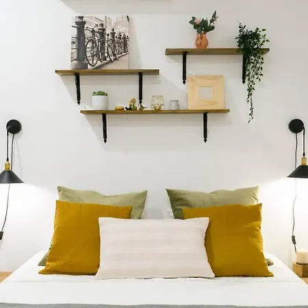 Apartamento Jp39 - Baixa 18th Century Tiles With 2 Bdr! *
